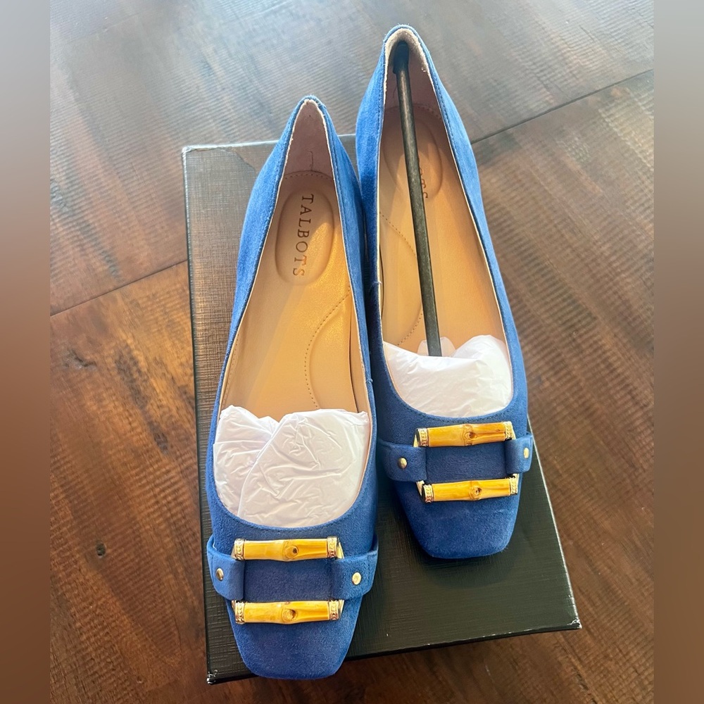 SUTTON BAMBOO BUCKLE SUEDE FLATS